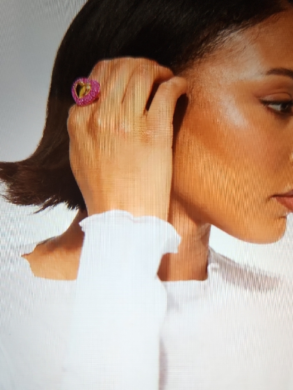 Kurt Geiger Hot Pink Crystal Heart Ring with Gold Center - Picture 5 of 5
